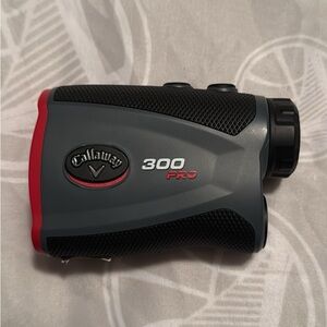 Callaway Black and Red Binoculars with Ergonomic Design